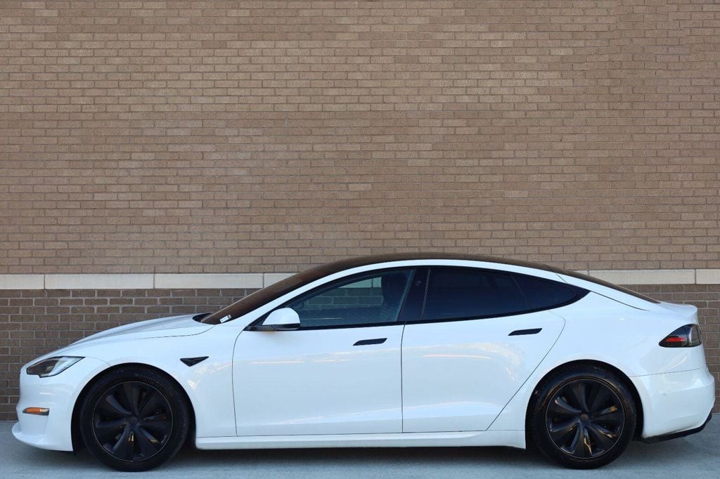 Tesla Model S photo 2