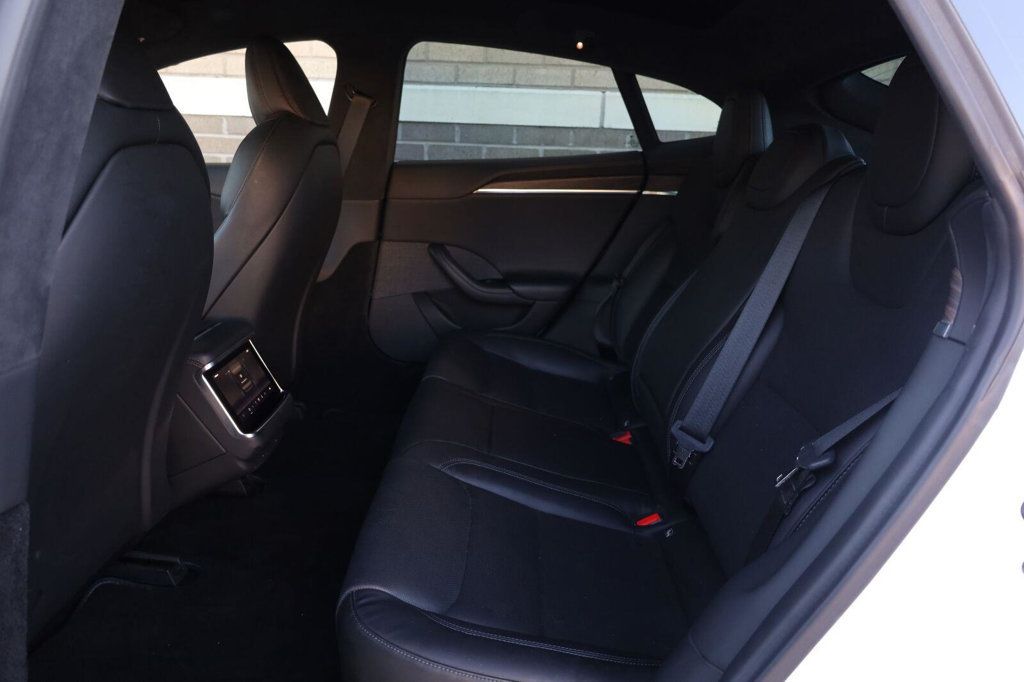 Tesla Model S photo 23