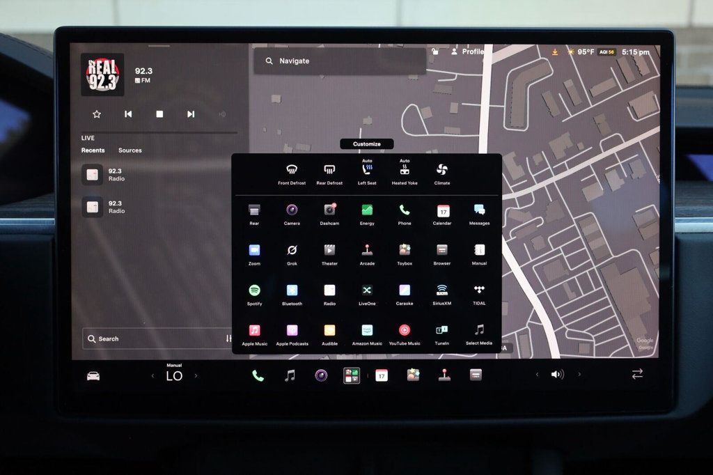 Tesla Model S photo 42