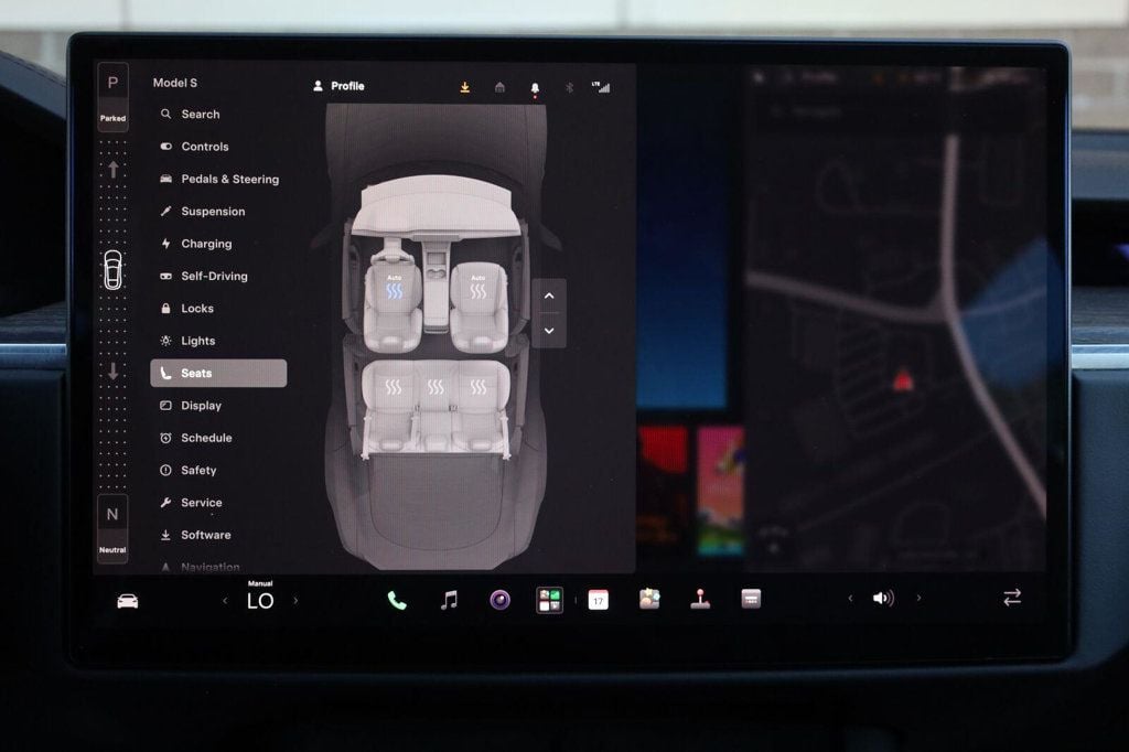 Tesla Model S photo 48