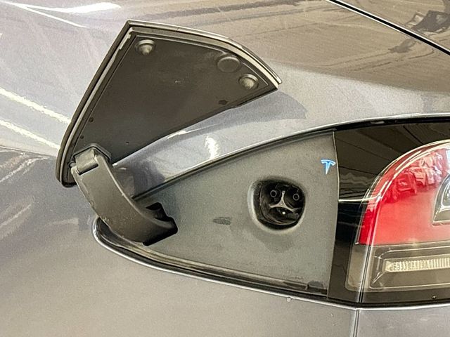 2022 Tesla Model S AWD - 23051829 - 17