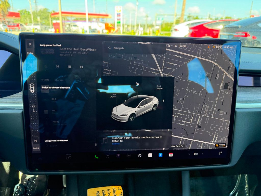 2022 Tesla Model S photo 9