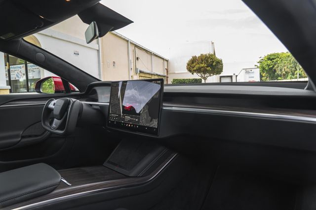 2022 Tesla Model S AWD - 23054838 - 27