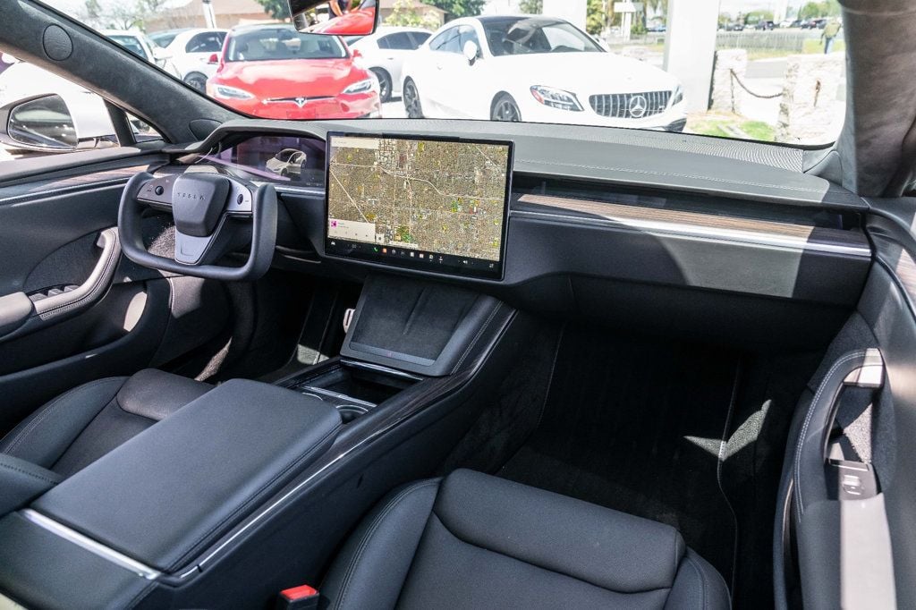 2022 Tesla Model S AWD, Like new! - 22395187 - 21