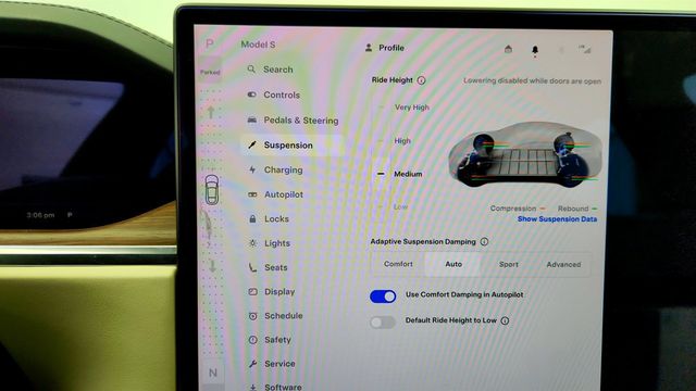 2022 Tesla Model S AWD w/ 21inch Wheels - 23002249 - 17