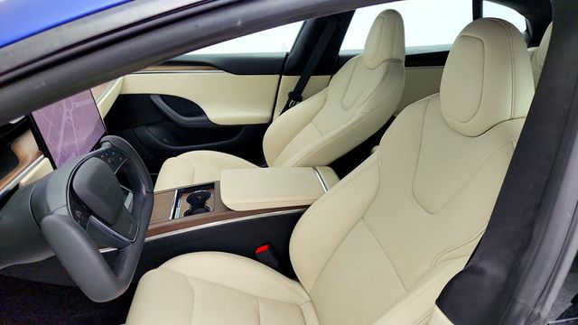 2022 Tesla Model S AWD with Cream Premium Interior - 22964417 - 22