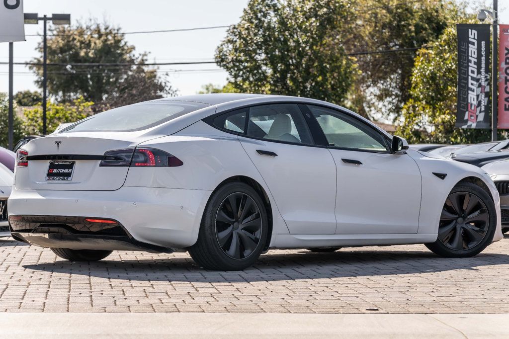 2022 Tesla Model S Custom steering yoke! White Interior! - 22394026 - 10