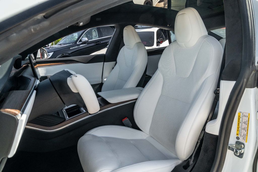 2022 Tesla Model S Custom steering yoke! White Interior! - 22394026 - 4