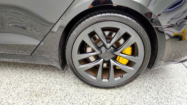 2022 Tesla Model S Long Range AWD w/ 21'' Arachnid Wheels - 23079919 - 8