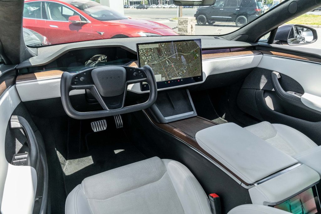 2022 Tesla Model S LONG RANGE AWD, YOLK STEERING! - 22398968 - 18