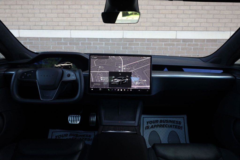 Tesla Model S photo 27