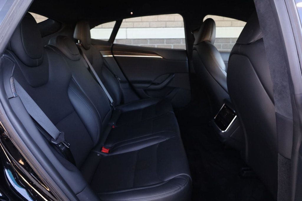 Tesla Model S photo 25