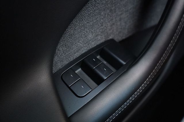 2022 Tesla Model S Long Range Palladium - 23083412 - 35