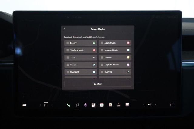 2022 Tesla Model S Long Range Palladium - 23083413 - 38