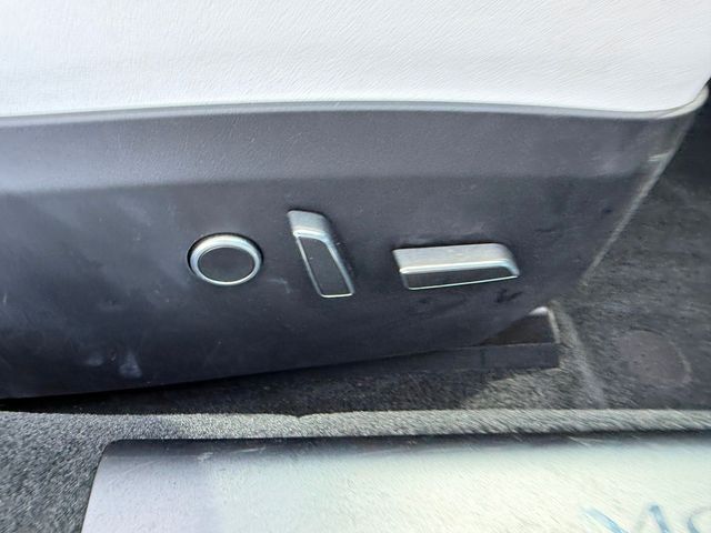 2022 Tesla Model S **MODEL S PLAID**WHITE ON WHITE** - 23013246 - 35