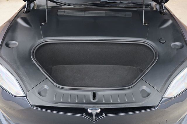2022 Tesla Model S Plaid - 23072890 - 11