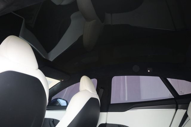 2022 Tesla Model S Plaid - 23072890 - 15