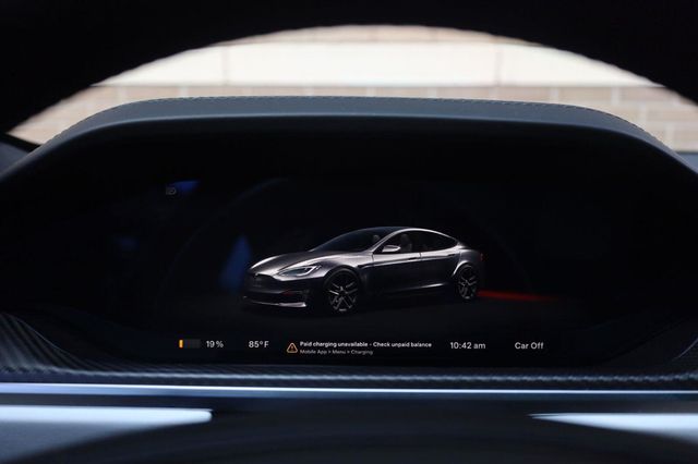 2022 Tesla Model S Plaid - 23072890 - 37
