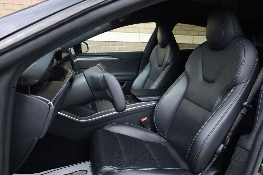 Tesla Model S photo 18