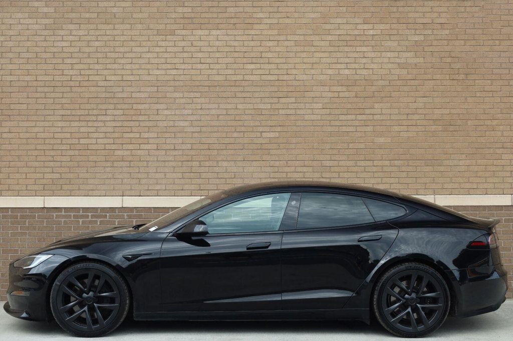 Tesla Model S photo 2