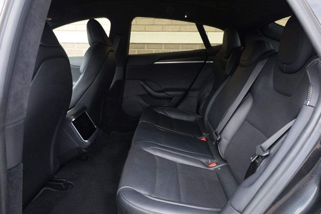 Tesla Model S photo 21