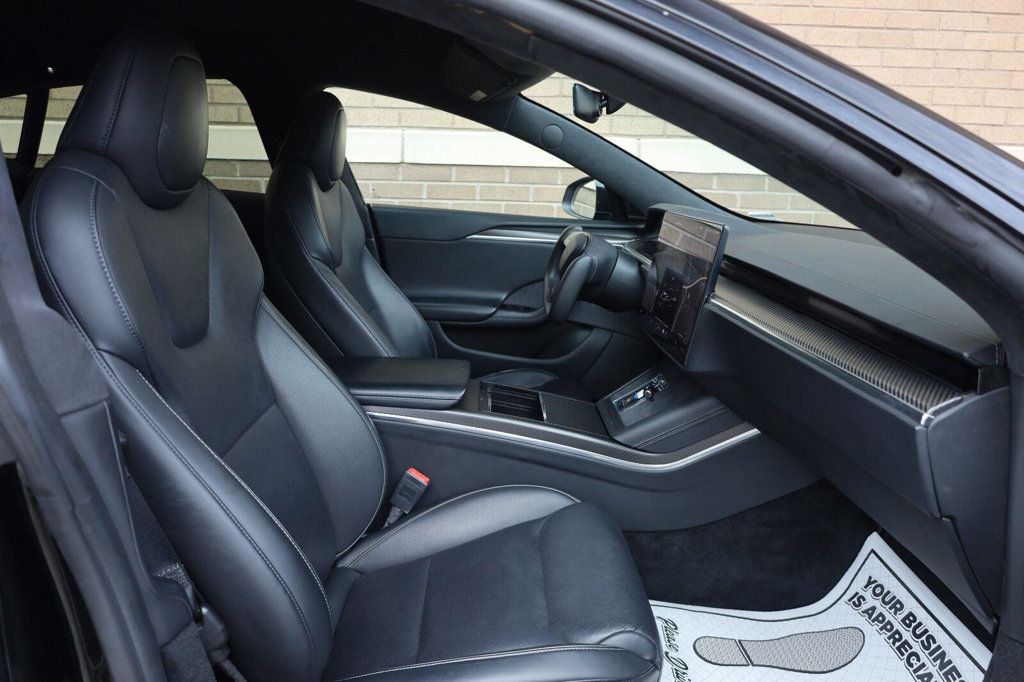 Tesla Model S photo 27