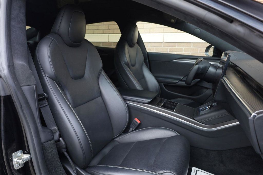 Tesla Model S photo 28