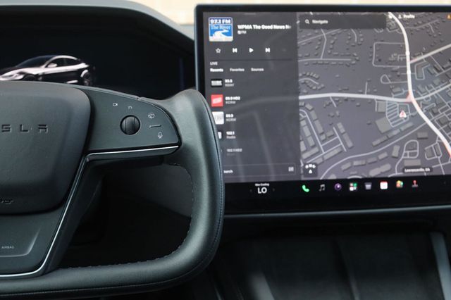 2022 Tesla Model S Plaid - 23085032 - 32