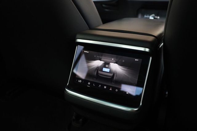 2022 Tesla Model S Plaid - 23085032 - 36