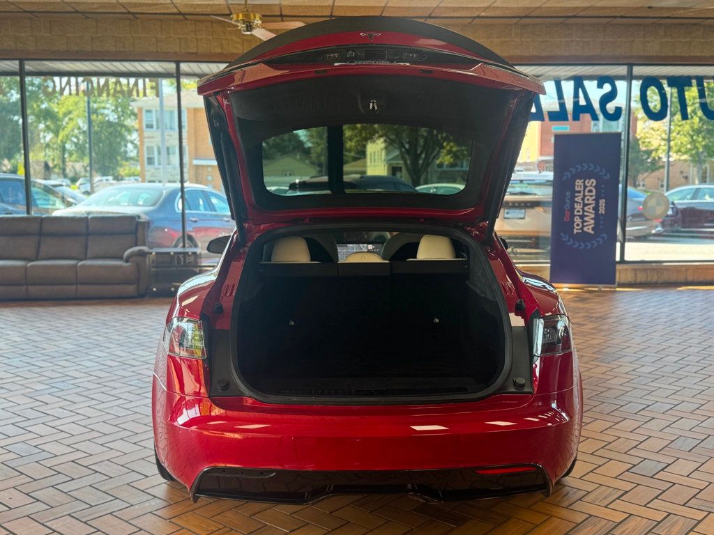 2022 Tesla Model S Plaid AWD photo 15
