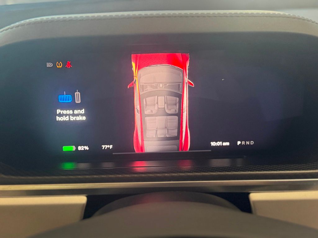 2022 Tesla Model S Plaid AWD photo 18