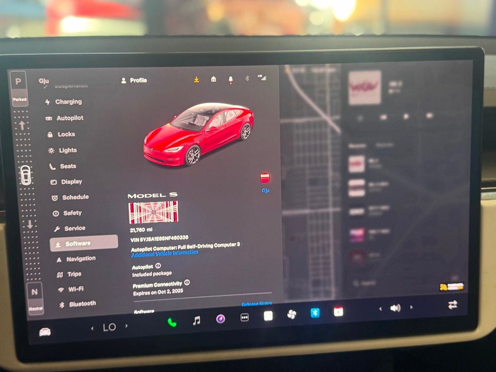 2022 Tesla Model S Plaid AWD photo 21