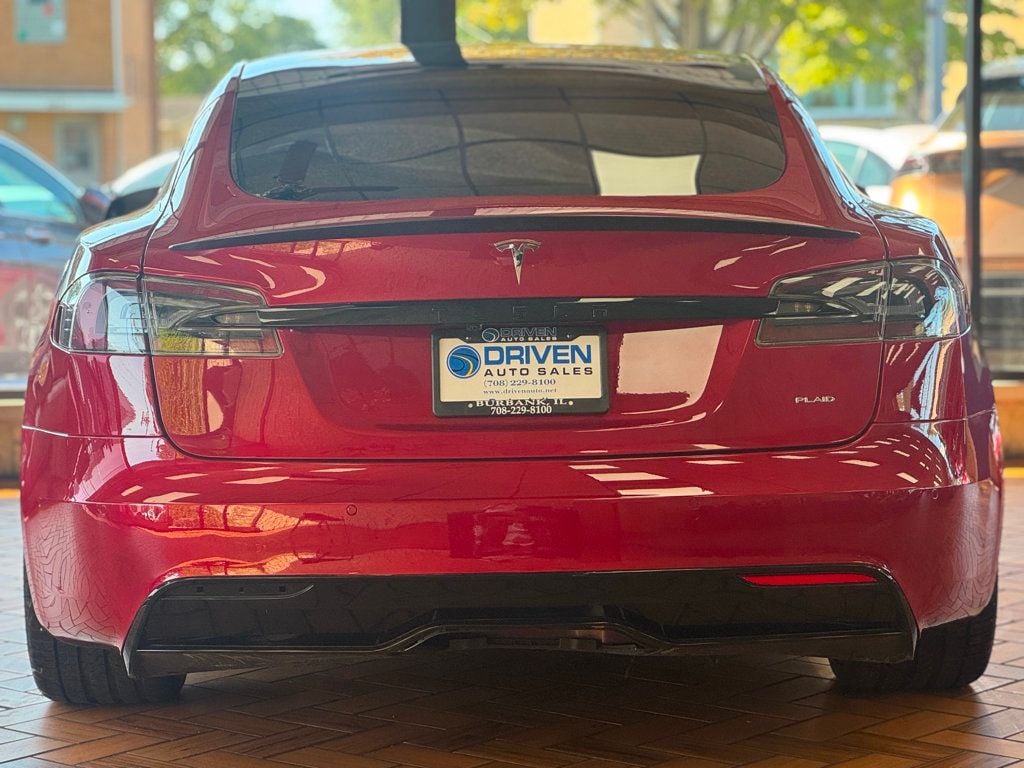 2022 Tesla Model S Plaid AWD photo 7