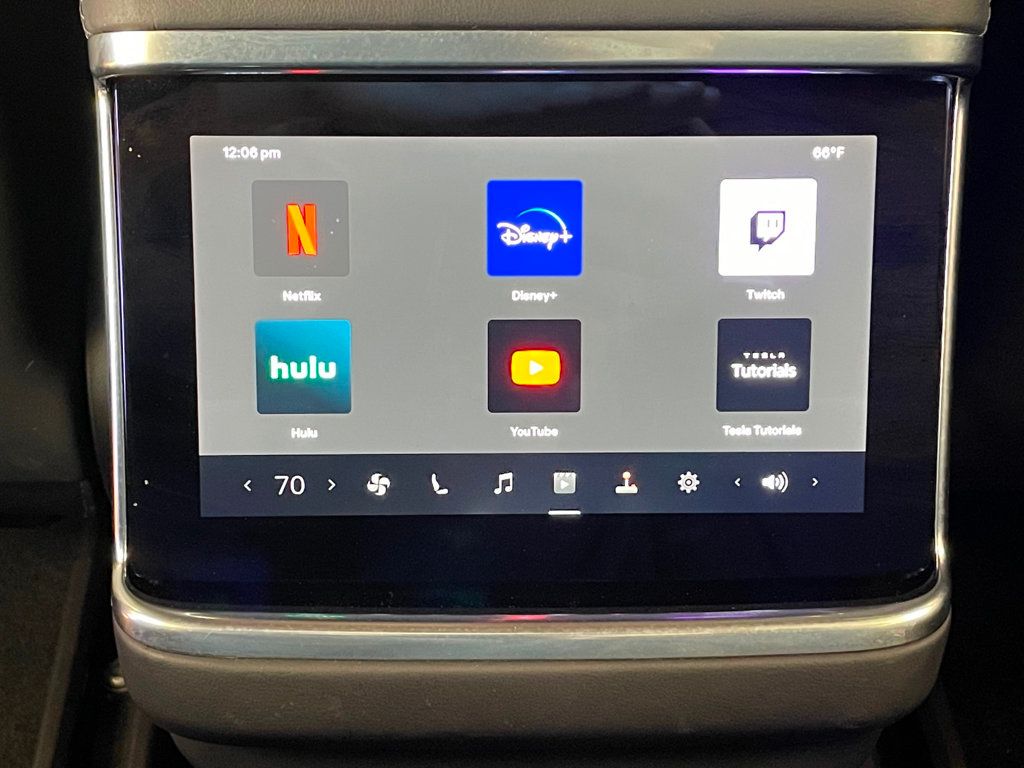 2022 Tesla Model S Plaid AWD - 22970686 - 20