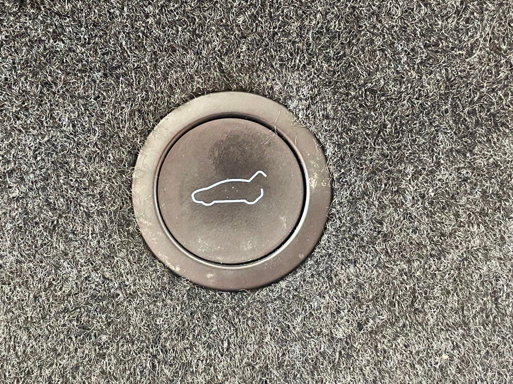 2022 Tesla Model S Plaid AWD - 22970686 - 23