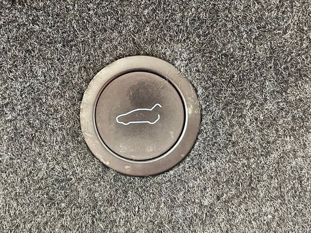 2022 Tesla Model S Plaid AWD - 22970686 - 23