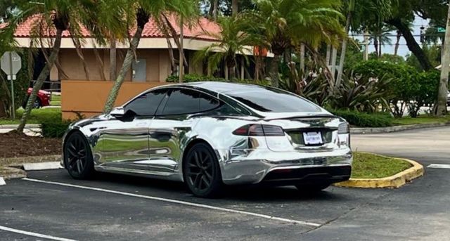 2022 Tesla Model S Plaid AWD - 23061084 - 1