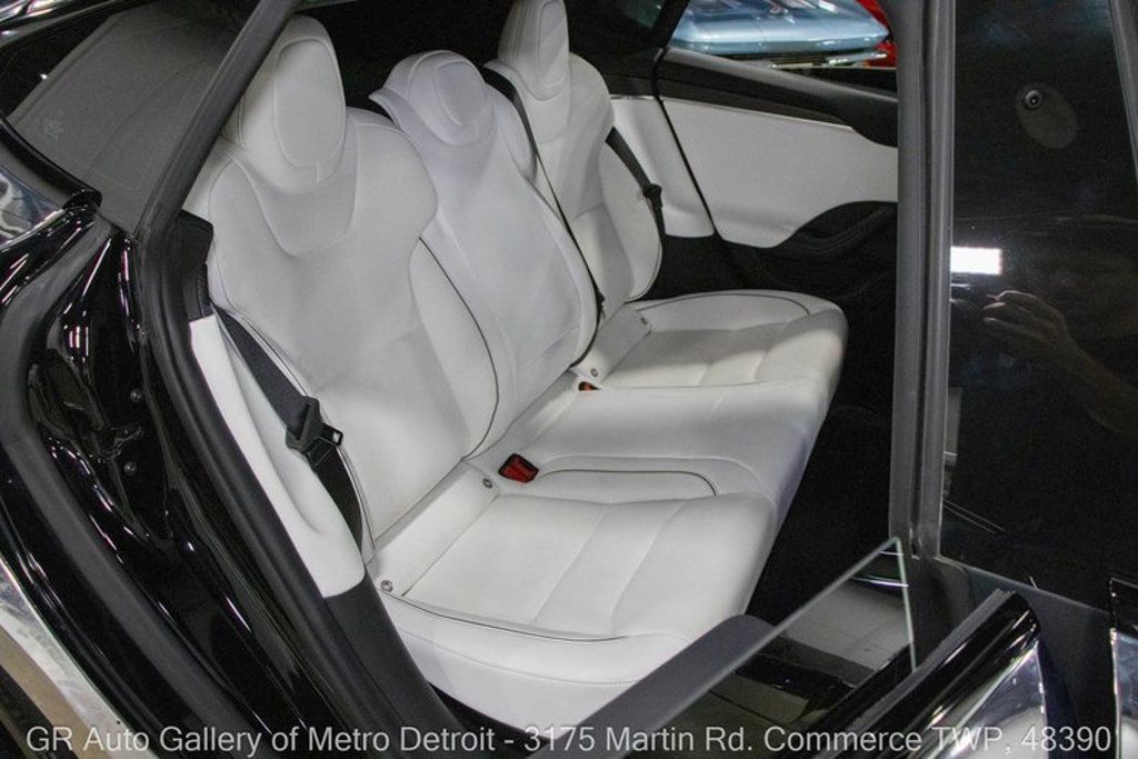 2022 Tesla Model S Plaid AWD - 23061084 - 3