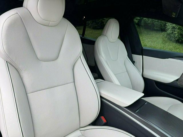 2022 Tesla Model S Plaid AWD - 23063661 - 20