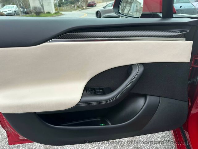 2022 Tesla Model S Plaid AWD - 22987693 - 11