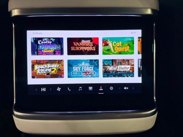 2022 Tesla Model S Plaid AWD - 22956186 - 21