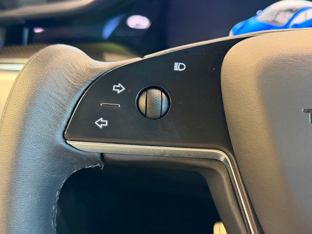 2022 Tesla Model S Plaid AWD - 22956186 - 29