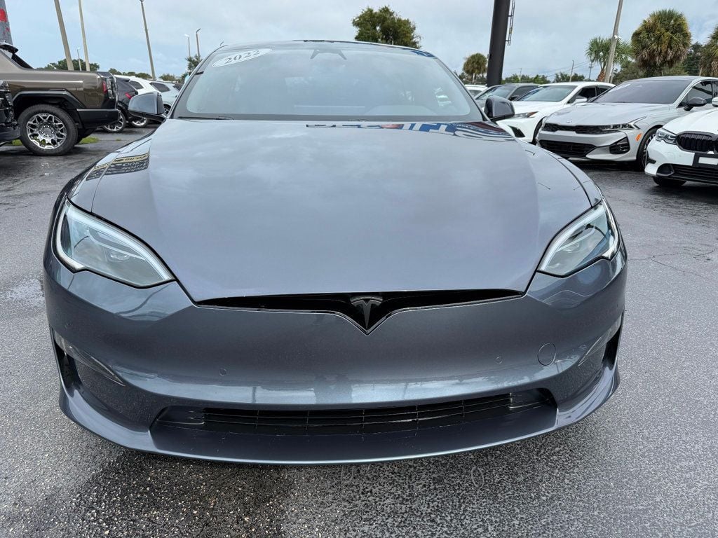 2022 Tesla Model S Plaid AWD photo 2