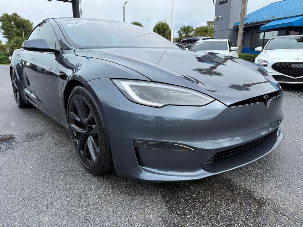 2022 Tesla Model S Plaid AWD photo 3