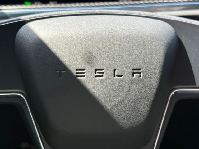 2022 Tesla Model S Plaid AWD - 22993127 - 12