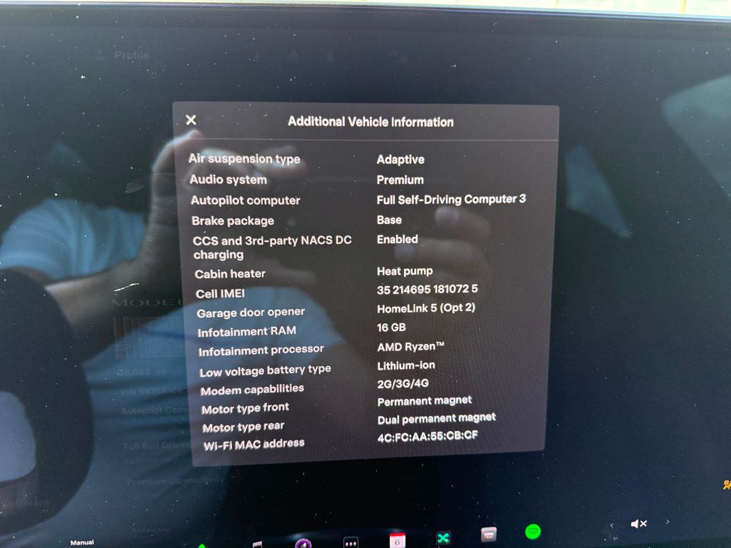 2022 Tesla Model S Plaid AWD - 22993127 - 19