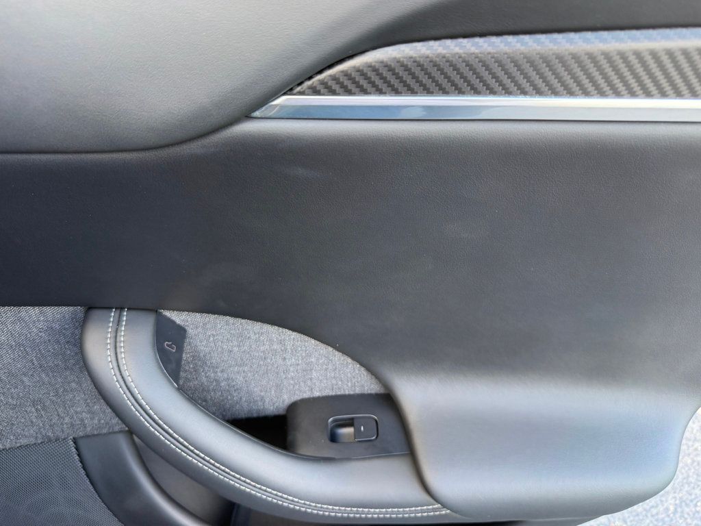 2022 Tesla Model S Plaid AWD - 22993127 - 32