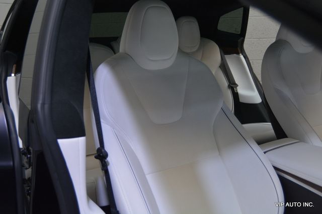 2022 Tesla Model S Plaid AWD - 23034789 - 11