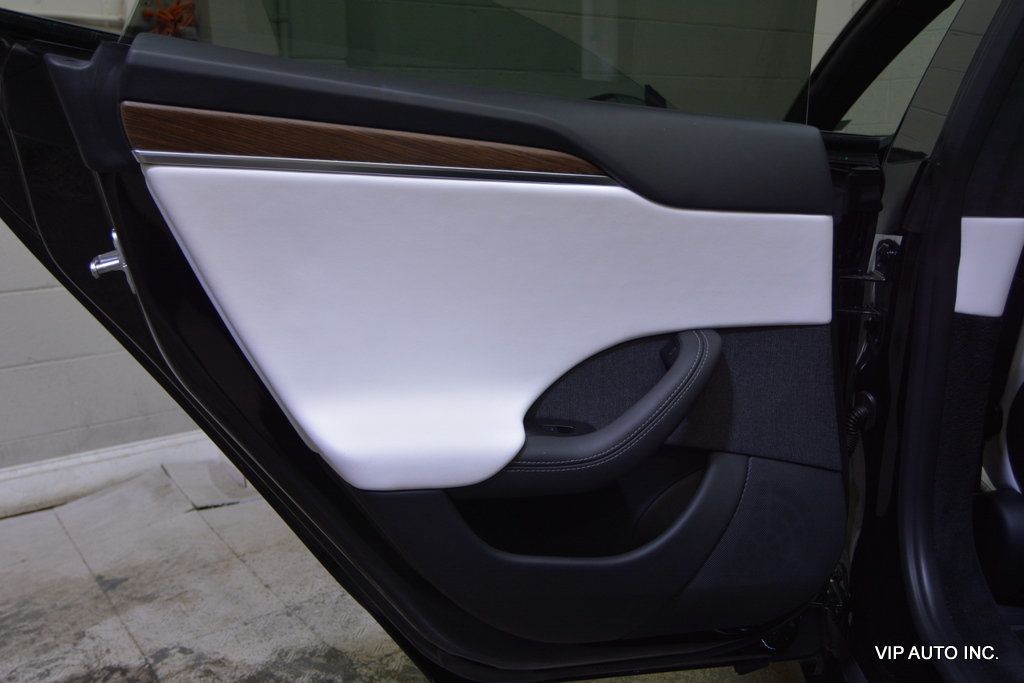 2022 Tesla Model S Plaid AWD - 23034789 - 16