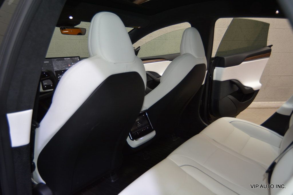 2022 Tesla Model S Plaid AWD - 23034789 - 18